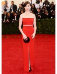 Retour sur le look très glamour d’Anne Hathaway au Met Ball 2014