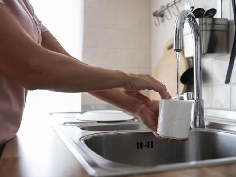 Comment fonctionne un adoucisseur d’eau ?